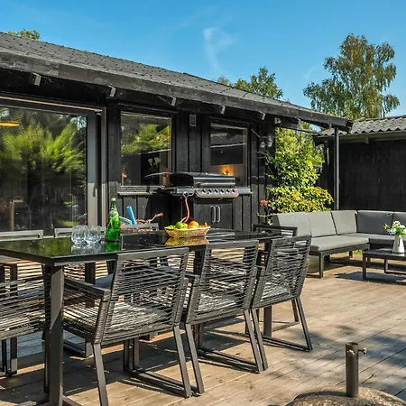 Cozy In With Wifi Holiday home Gilleleje